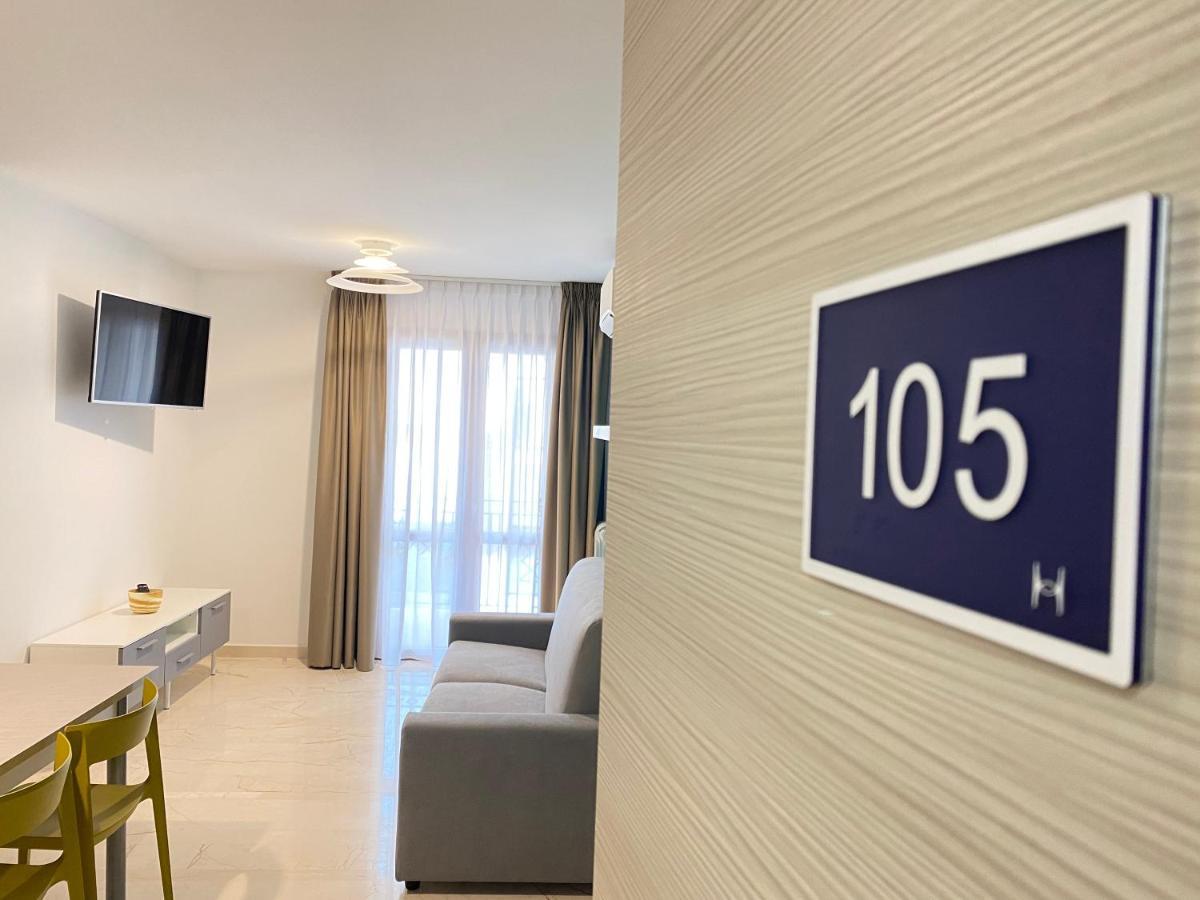 Azzurra Apartments Balestrate Kültér fotó