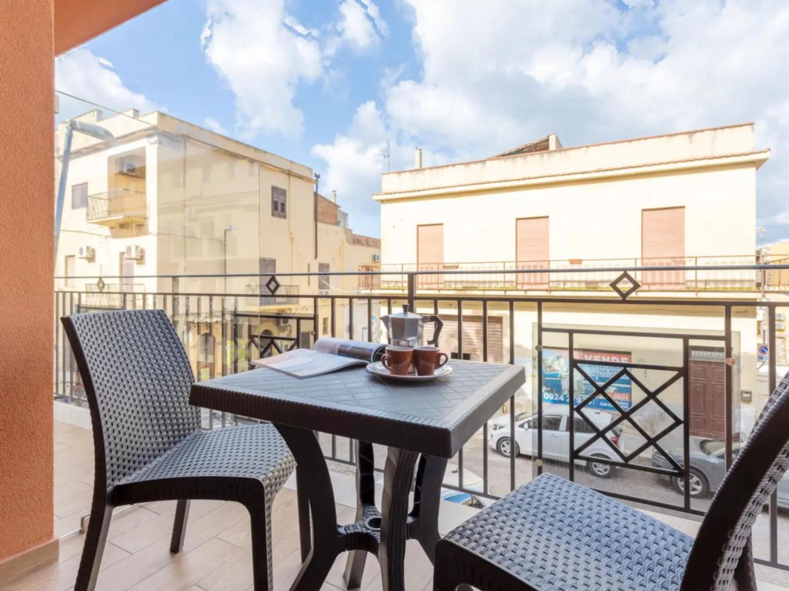 Azzurra Apartments Balestrate Kültér fotó