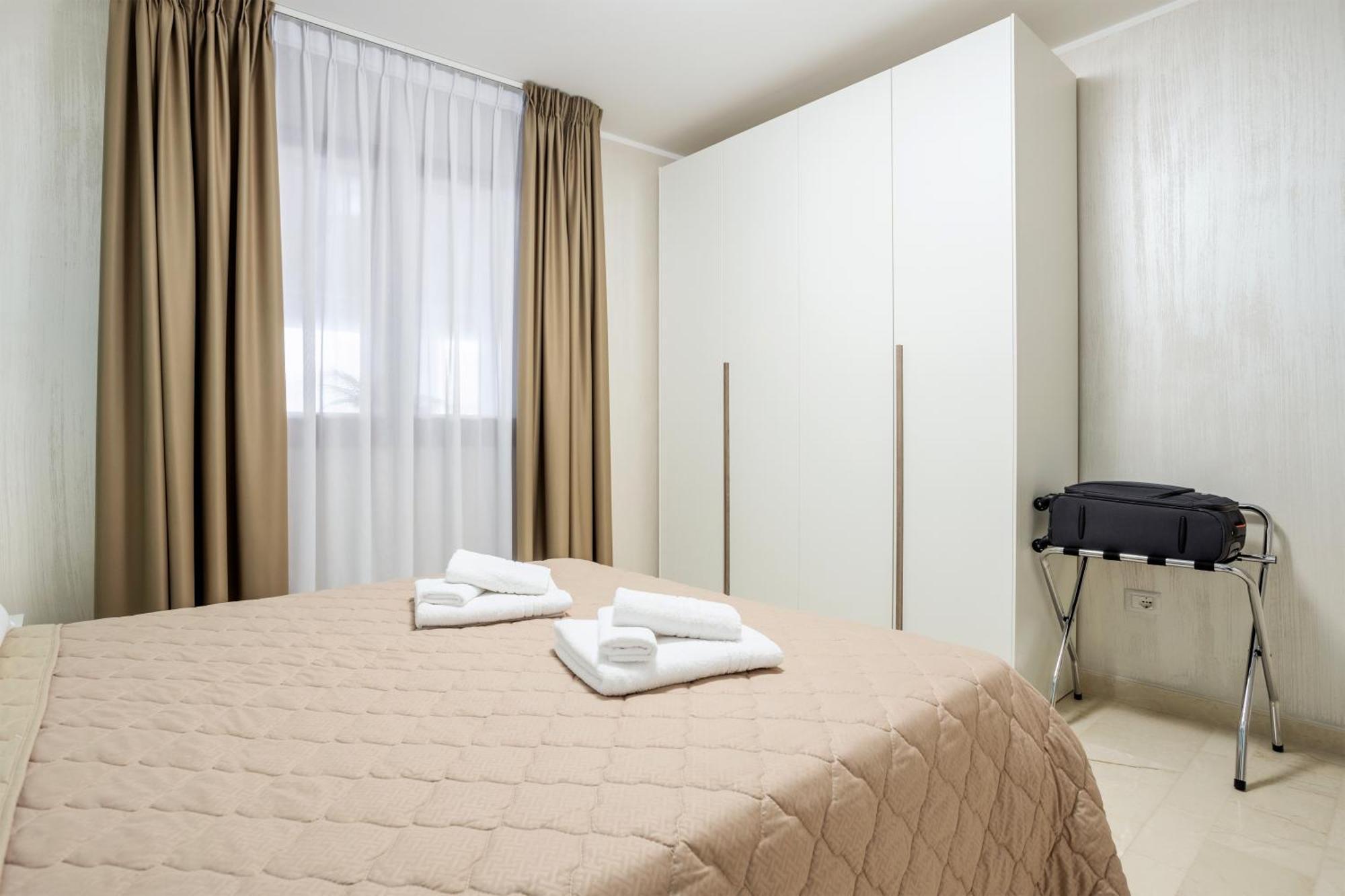 Azzurra Apartments Balestrate Kültér fotó