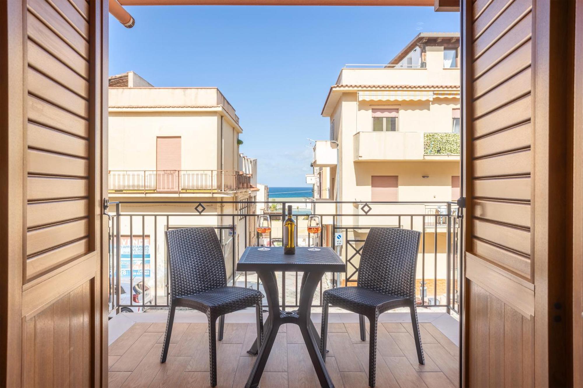 Azzurra Apartments Balestrate Kültér fotó
